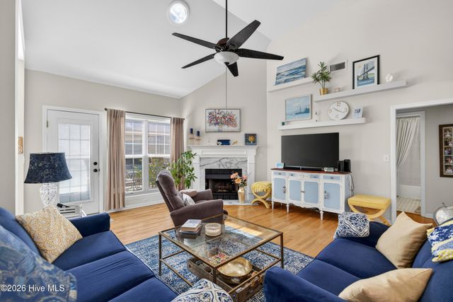 4305 Scotland Lane, Wilmington, NC 28409