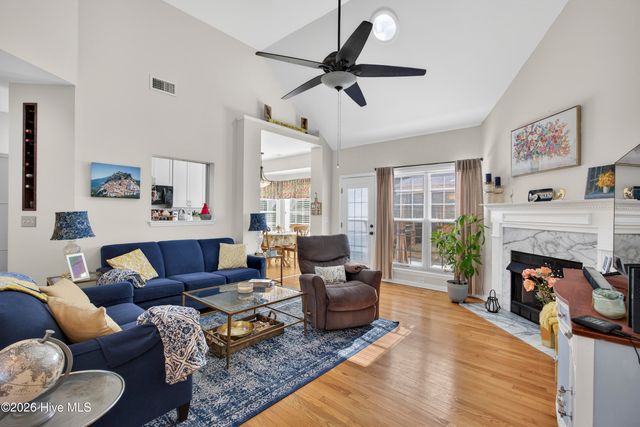 4305 Scotland Lane, Wilmington, NC 28409