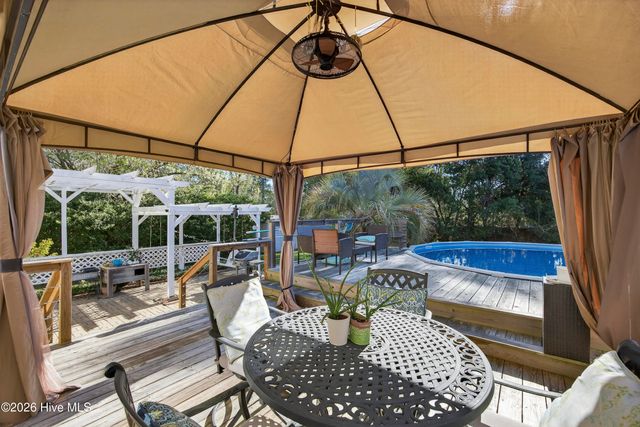 4305 Scotland Lane, Wilmington, NC 28409