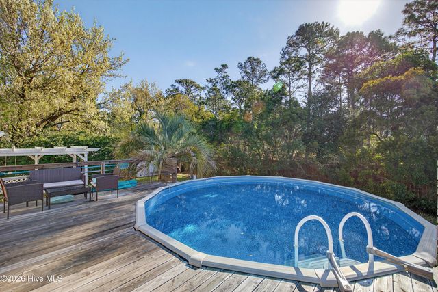 4305 Scotland Lane, Wilmington, NC 28409