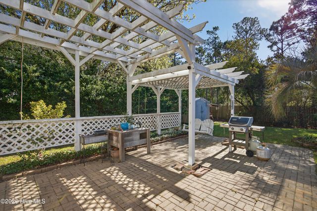 4305 Scotland Lane, Wilmington, NC 28409