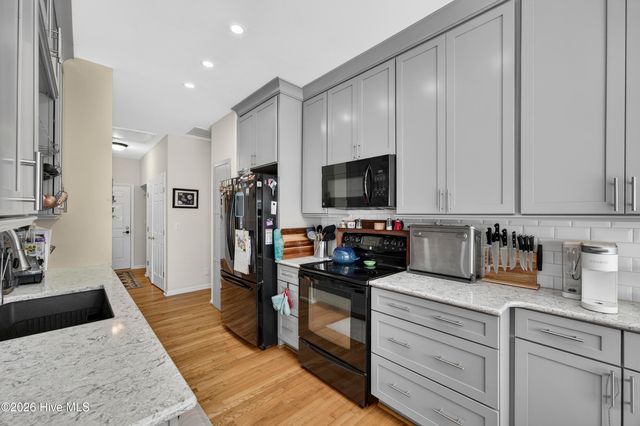 4305 Scotland Lane, Wilmington, NC 28409