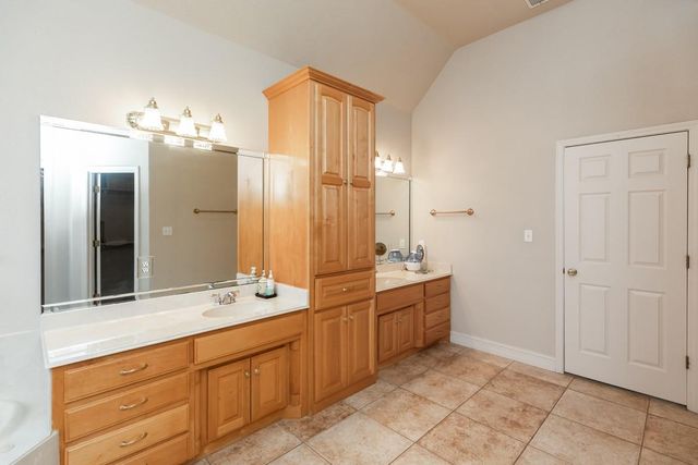 6185 Bankston Lane, Beaumont, TX 77706