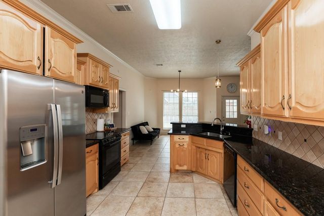 6185 Bankston Lane, Beaumont, TX 77706