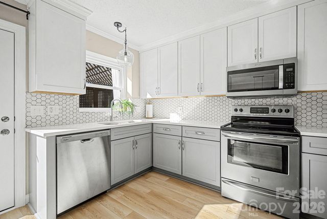 9601 Newby Lane, Matthews, NC 28105