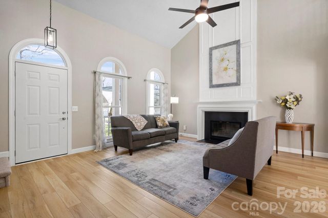 9601 Newby Lane, Matthews, NC 28105