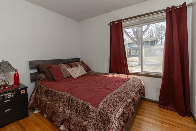 112020 Faber Lane, Chaska, MN 55318