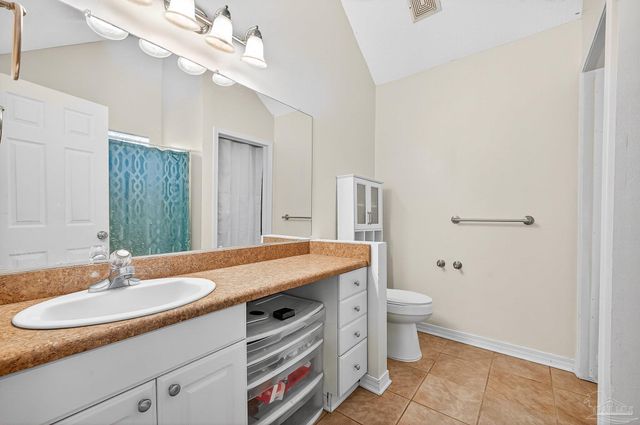 311 Robinhood Ln, Pensacola, FL 32526