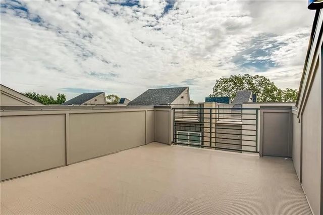 4303 Cole Avenue 16, Dallas, TX 75205