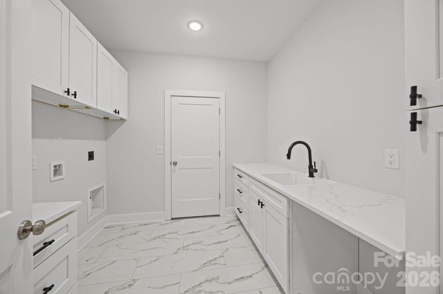 124 Taylors Garden Way, Statesville, NC 28625