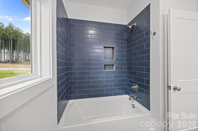 124 Taylors Garden Way, Statesville, NC 28625