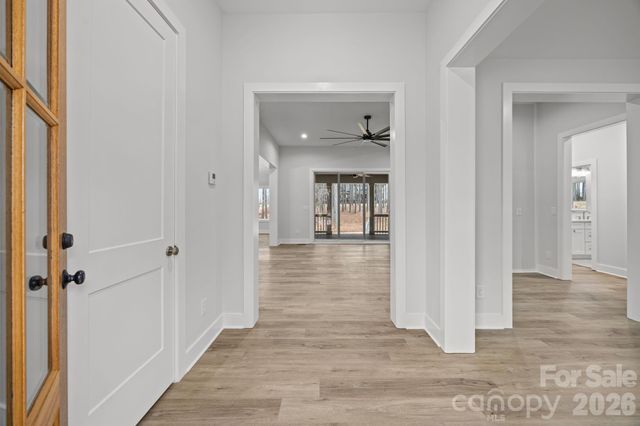 124 Taylors Garden Way, Statesville, NC 28625