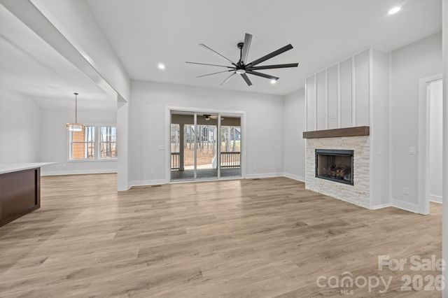 124 Taylors Garden Way, Statesville, NC 28625