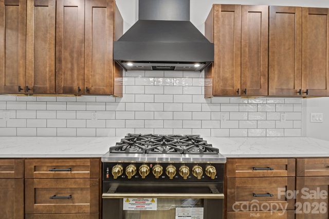 124 Taylors Garden Way, Statesville, NC 28625