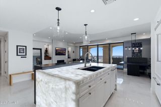 7181 E CAMELBACK Road 1106, Scottsdale, AZ 85251