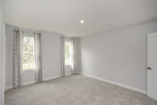 711 Cottage Dr, Columbia, TN 38401