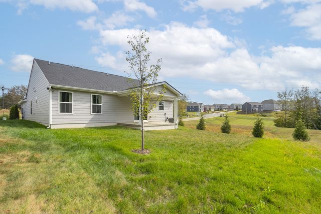 711 Cottage Dr, Columbia, TN 38401