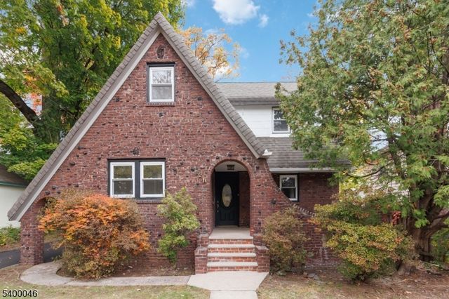 451 Sagamore Ave, Teaneck Twp., NJ 07666