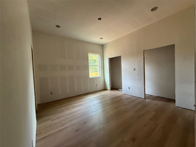 2714 Springdale Street, Dallas, TX 75210