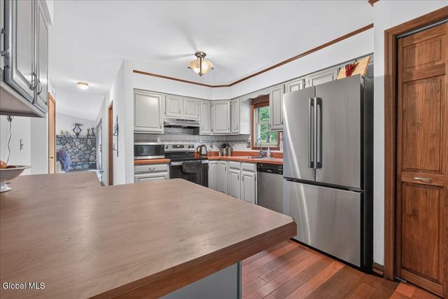 39 Baker Drive, Northumberland, NY 12831