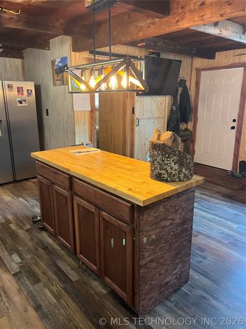 1566 Lakeshore Drive, Indianola, OK 74501