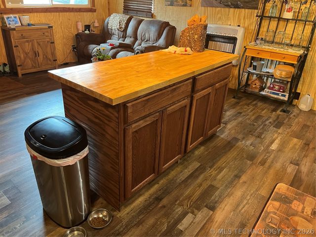 1566 Lakeshore Drive, Indianola, OK 74501