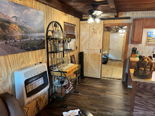 1566 Lakeshore Drive, Indianola, OK 74501