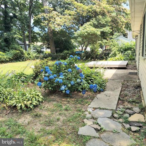 18 HAVERTOWN RD, Newark, DE 19713