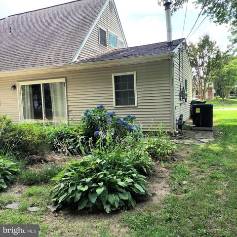 18 HAVERTOWN RD, Newark, DE 19713