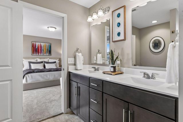 5395 Sundial Lane, Woodbury, MN 55129