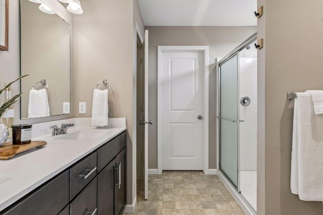 5395 Sundial Lane, Woodbury, MN 55129