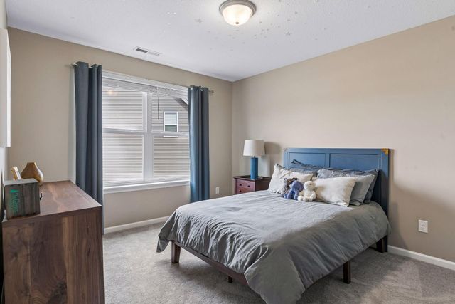 5395 Sundial Lane, Woodbury, MN 55129