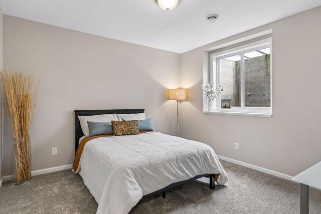 5395 Sundial Lane, Woodbury, MN 55129