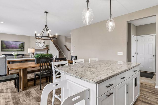 5395 Sundial Lane, Woodbury, MN 55129