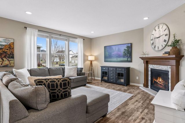 5395 Sundial Lane, Woodbury, MN 55129