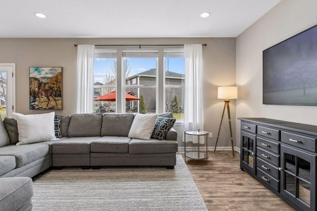 5395 Sundial Lane, Woodbury, MN 55129