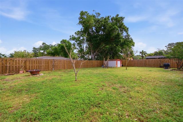 10871 GROVE TERRACE, Seminole, FL 33772
