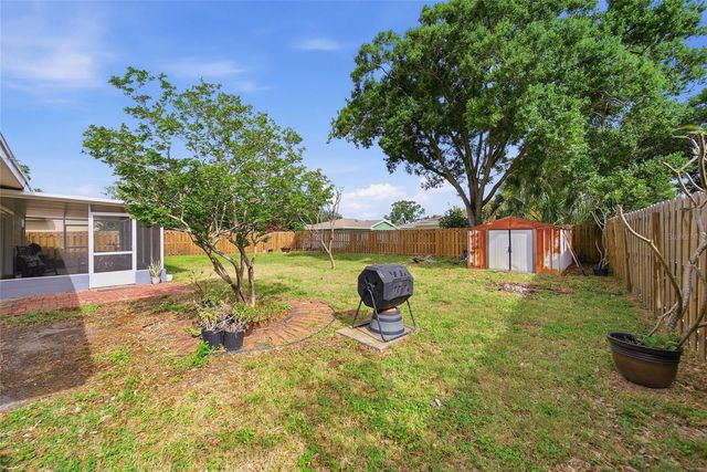 10871 GROVE TERRACE, Seminole, FL 33772