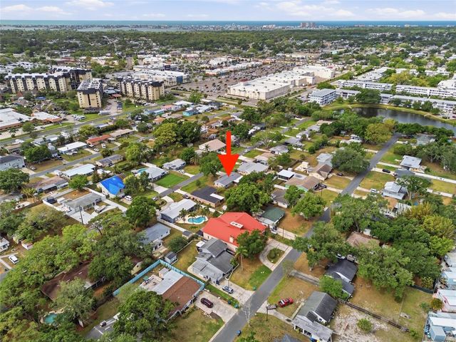 10871 GROVE TERRACE, Seminole, FL 33772