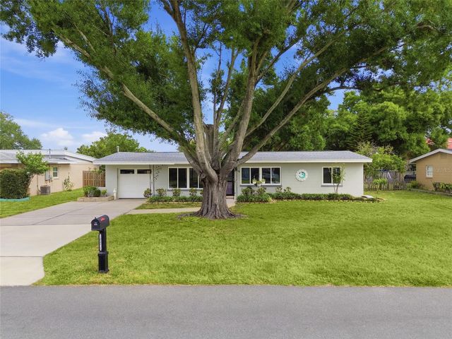 10871 GROVE TERRACE, Seminole, FL 33772