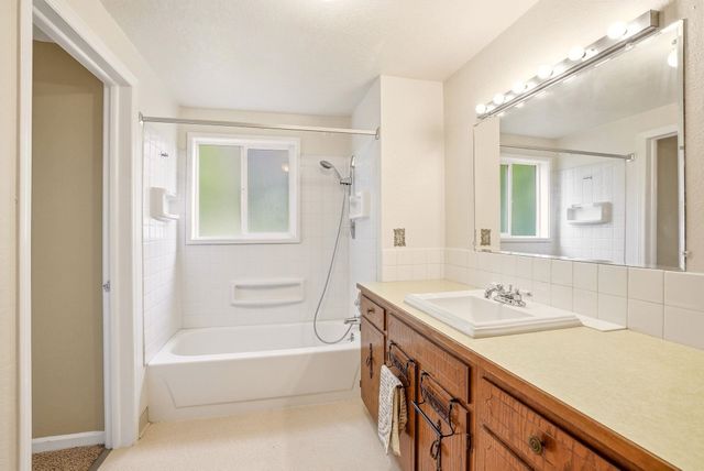 2503 W Garland Ave, Spokane, WA 99205