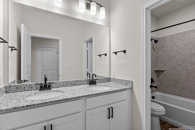 343 Alpine Lakes, New Braunfels, TX 78130