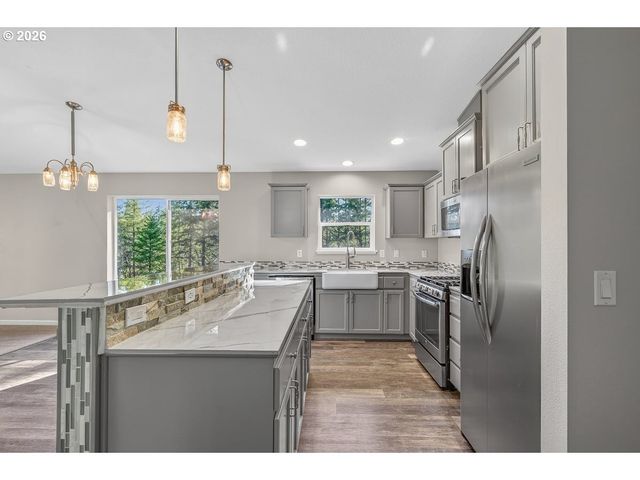 27710 SCAPPOOSE VERNONIA Hwy, Scappoose, OR 97056