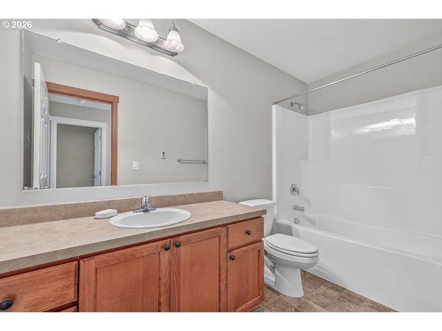 27710 SCAPPOOSE VERNONIA Hwy, Scappoose, OR 97056