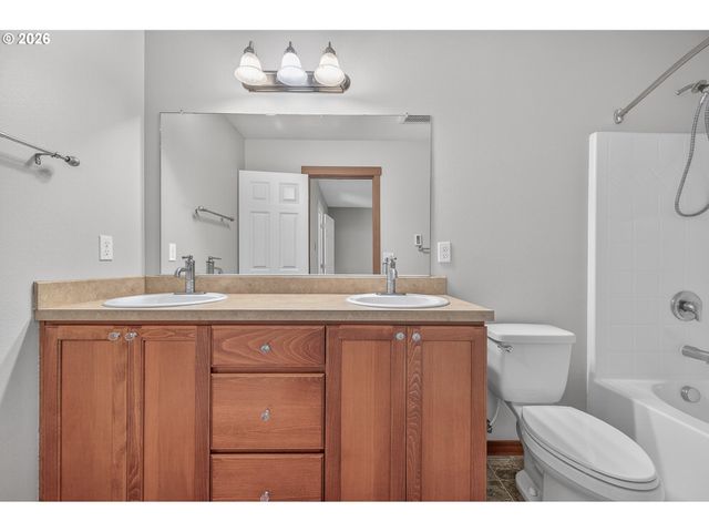 27710 SCAPPOOSE VERNONIA Hwy, Scappoose, OR 97056