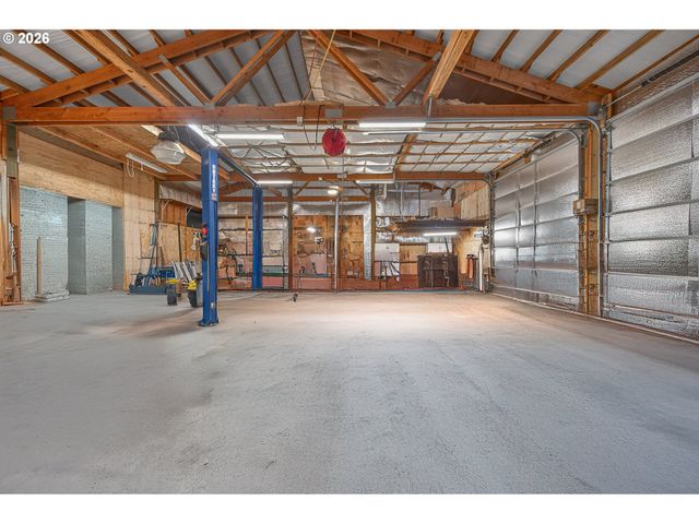 27710 SCAPPOOSE VERNONIA Hwy, Scappoose, OR 97056