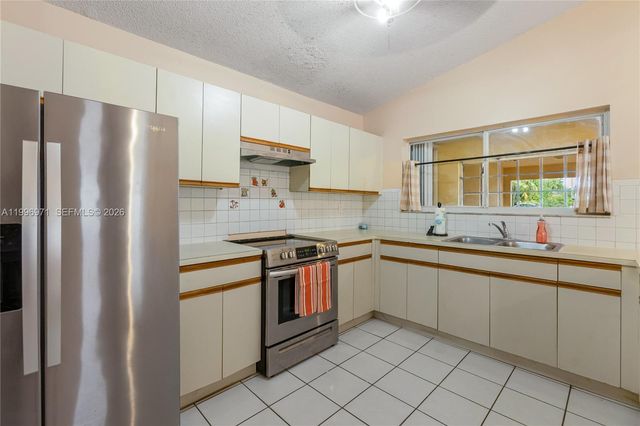 11314 SW 73rd Ter, Miami, FL 33173