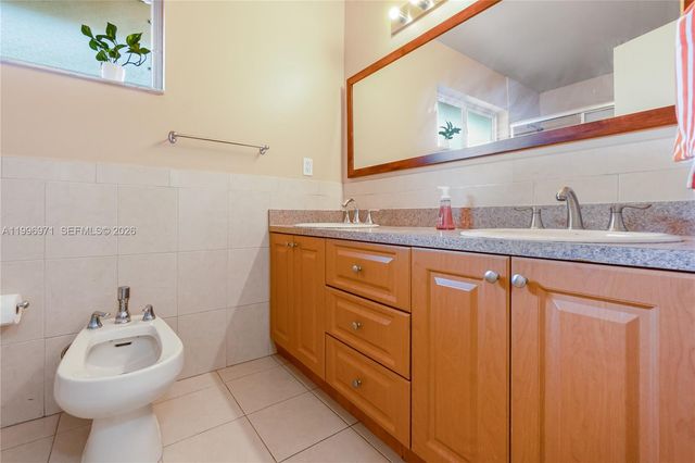 11314 SW 73rd Ter, Miami, FL 33173