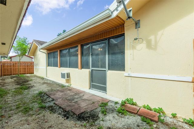 11314 SW 73rd Ter, Miami, FL 33173