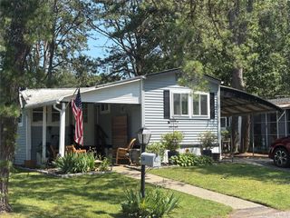 525/158 Riverleigh Avenue, Riverhead, NY 11901